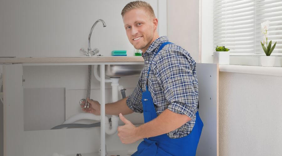 Burst Pipe Emergency Service in Daggett, MI